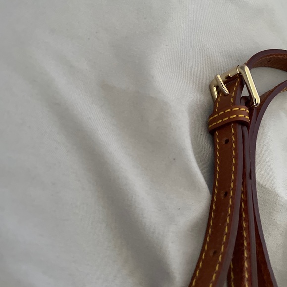 Dooney and Bourke Crossbody Bag - Picture 5 of 7